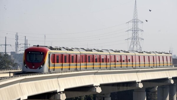 巴基斯坦风筝节期间地铁免费乘车